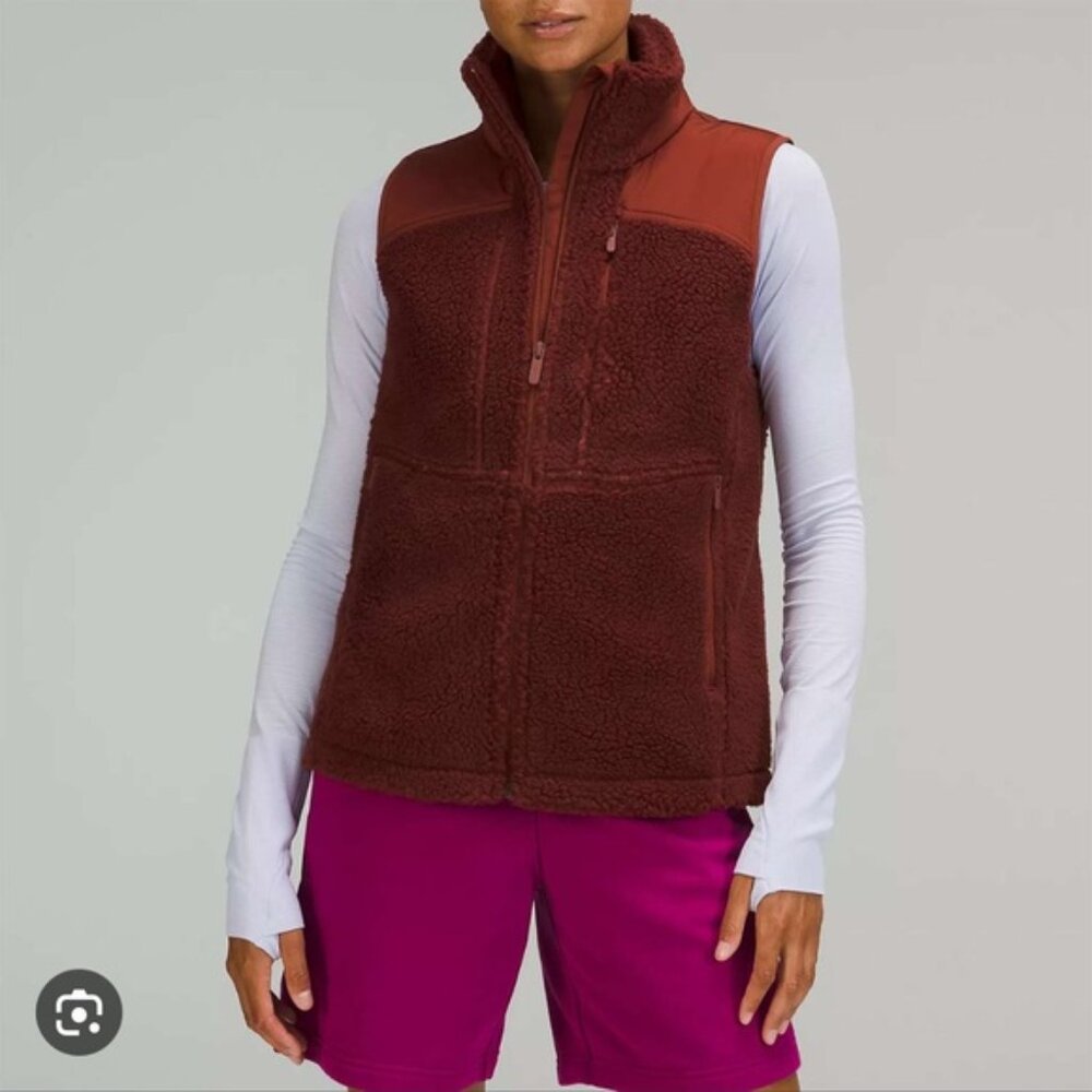 Lululemon Women's Burgundy Textured Sleeveless Full Zip Fleece‎ Vest Size 10